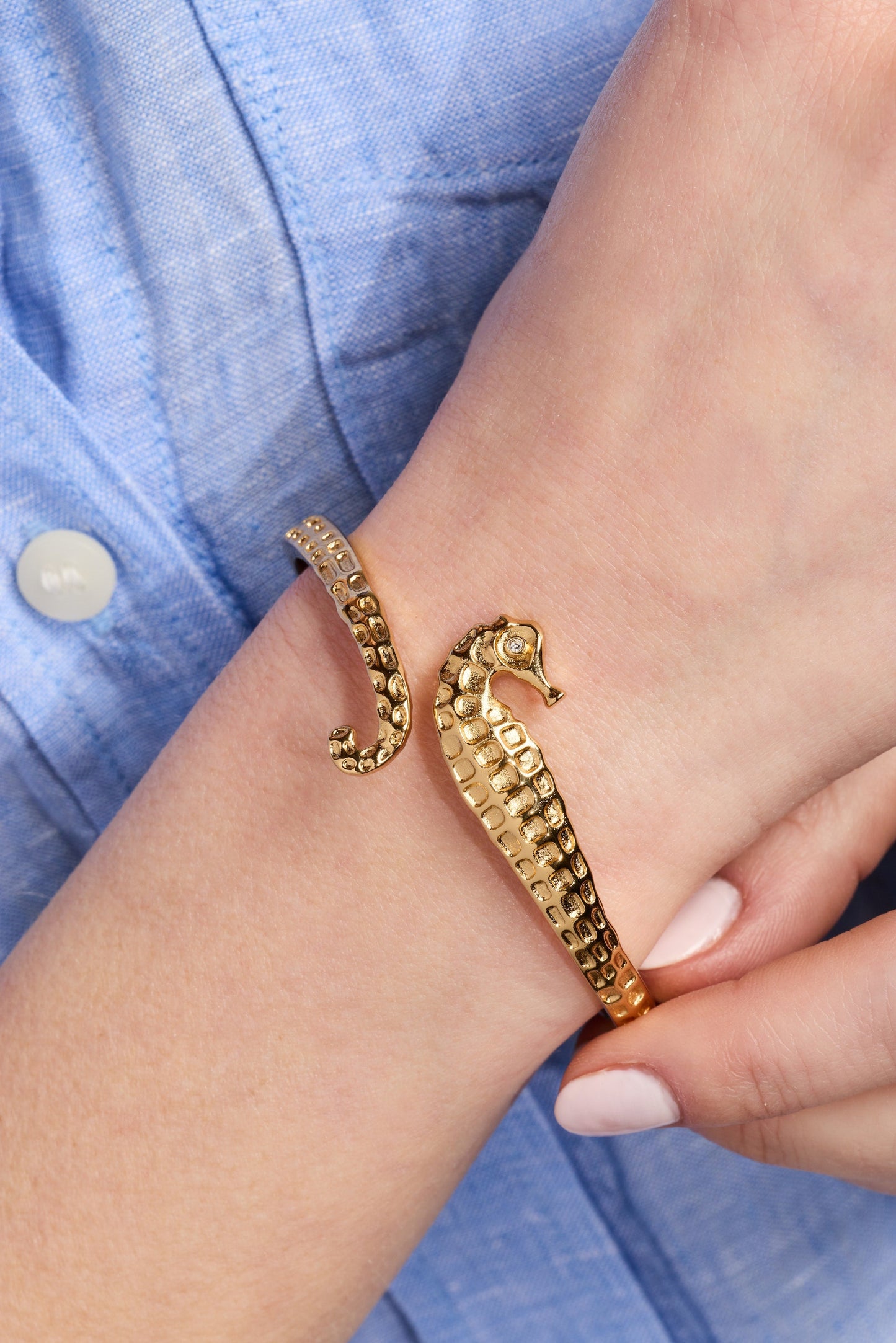 Seahorse Bypass Cuff